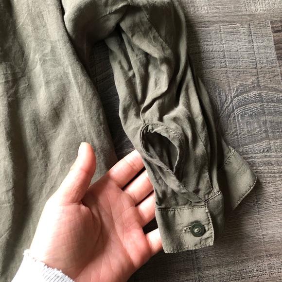 American Eagle Button Down, XS - Picture 2 of 4